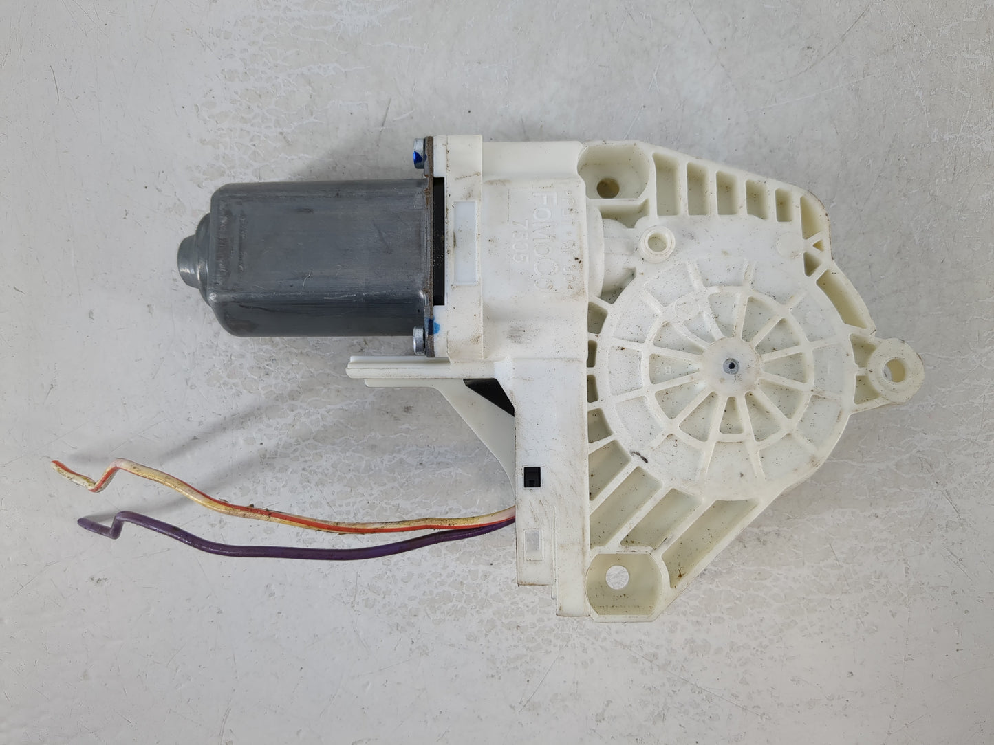 2011-2019 Ford Fiesta Passenger Front Right Power Window Motor - Oemusedautoparts1.com