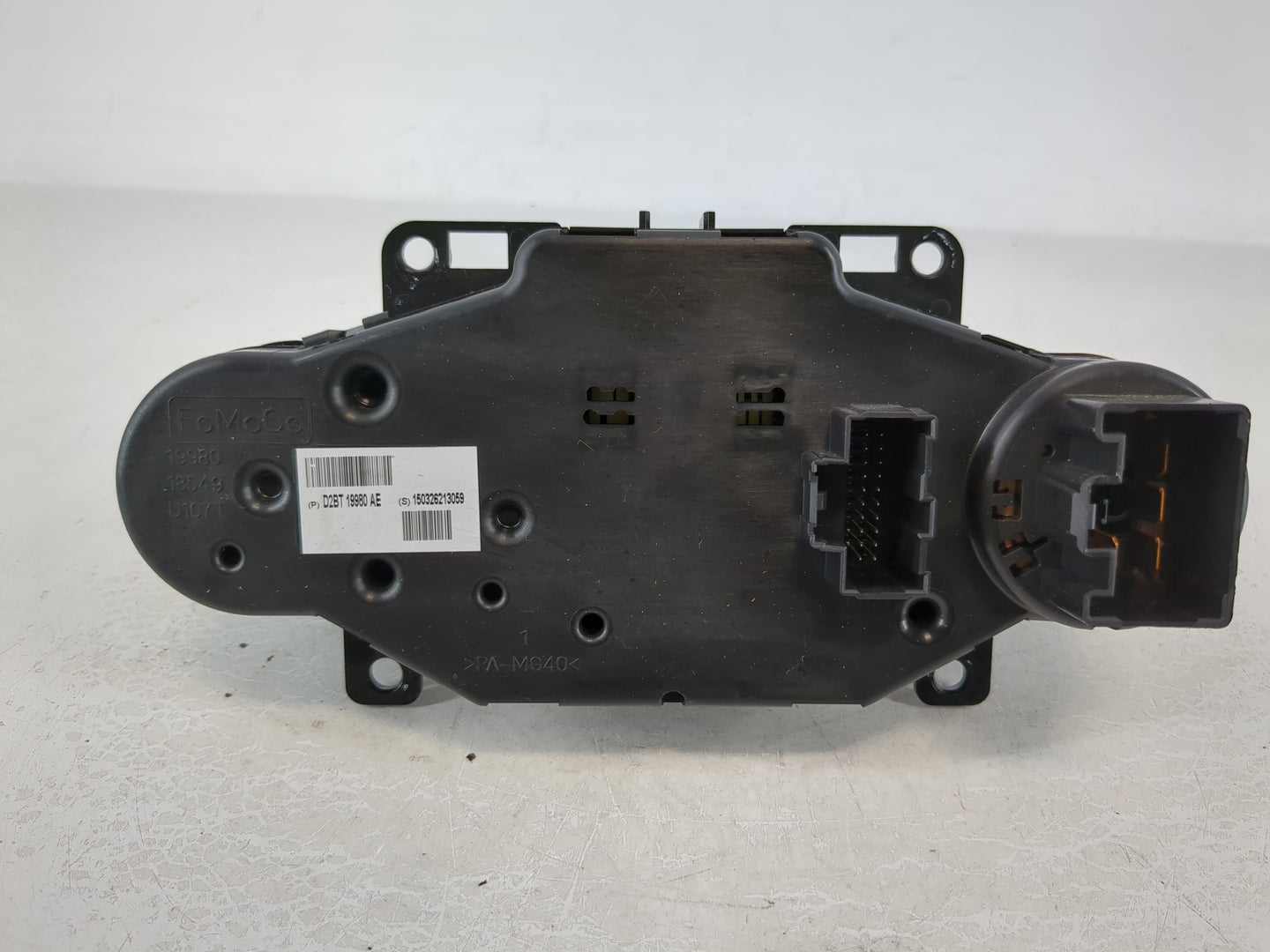 2014-2019 Ford Fiesta Climate Control Module Temperature AC/Heater Replacement P/N:D2BT 19980 AE Fits OEM Used Auto Parts - 