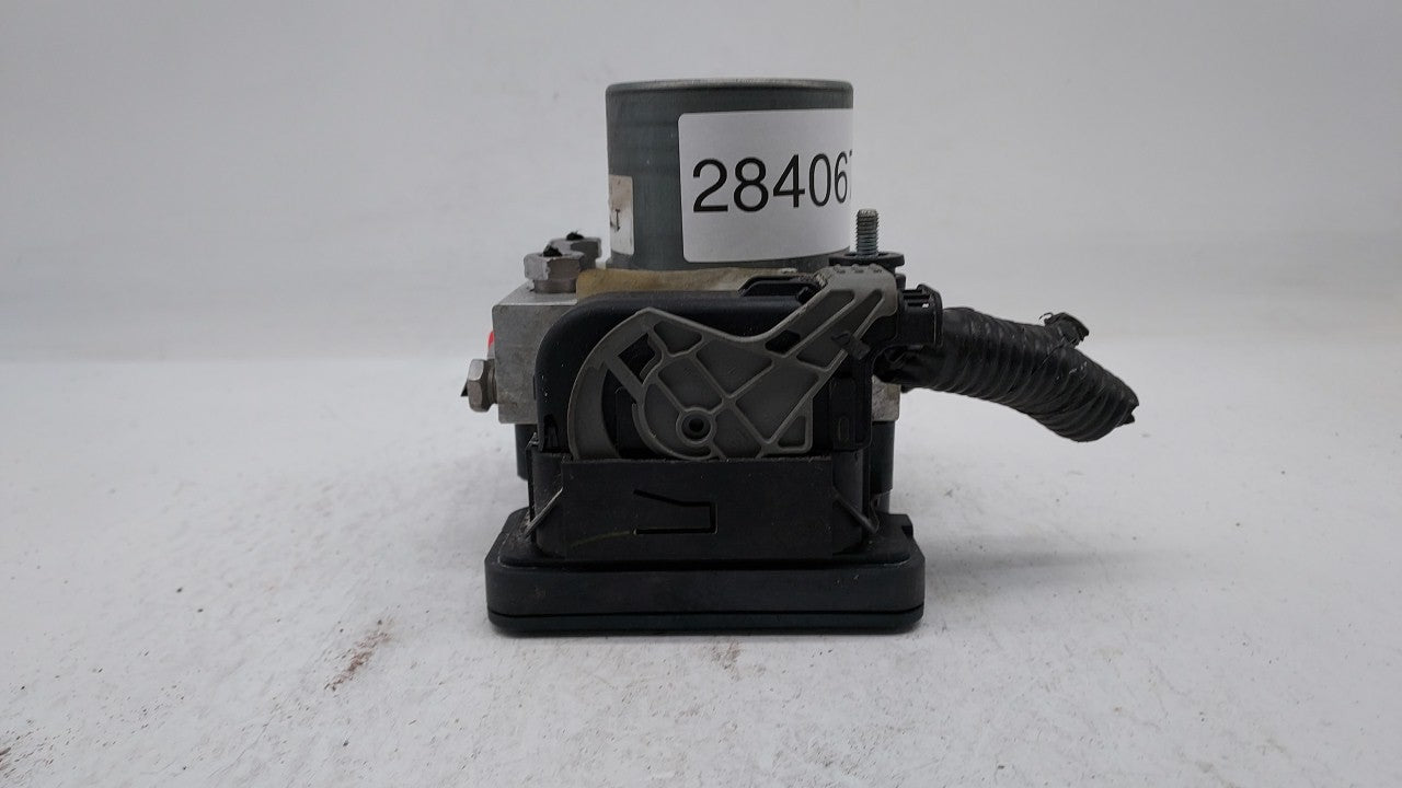 2014-2019 Ford Flex ABS Pump Control Module Replacement P/N:FA83-2C405-AA FA83-2C405-AC Fits Fits 2014 2015 2016 2017 2018 2