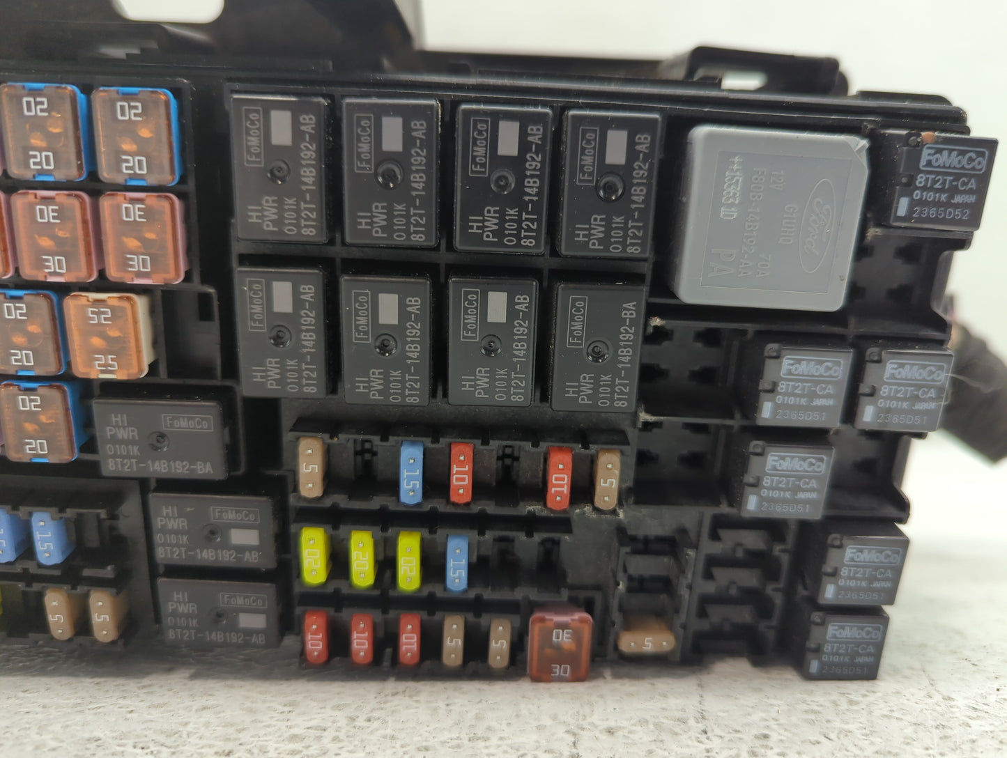 2013-2015 Ford Flex Fusebox Fuse Box Panel Relay Module P/N:DG1T-14A003-BA Fits Fits 2013 2014 2015 OEM Used Auto Parts - Oe