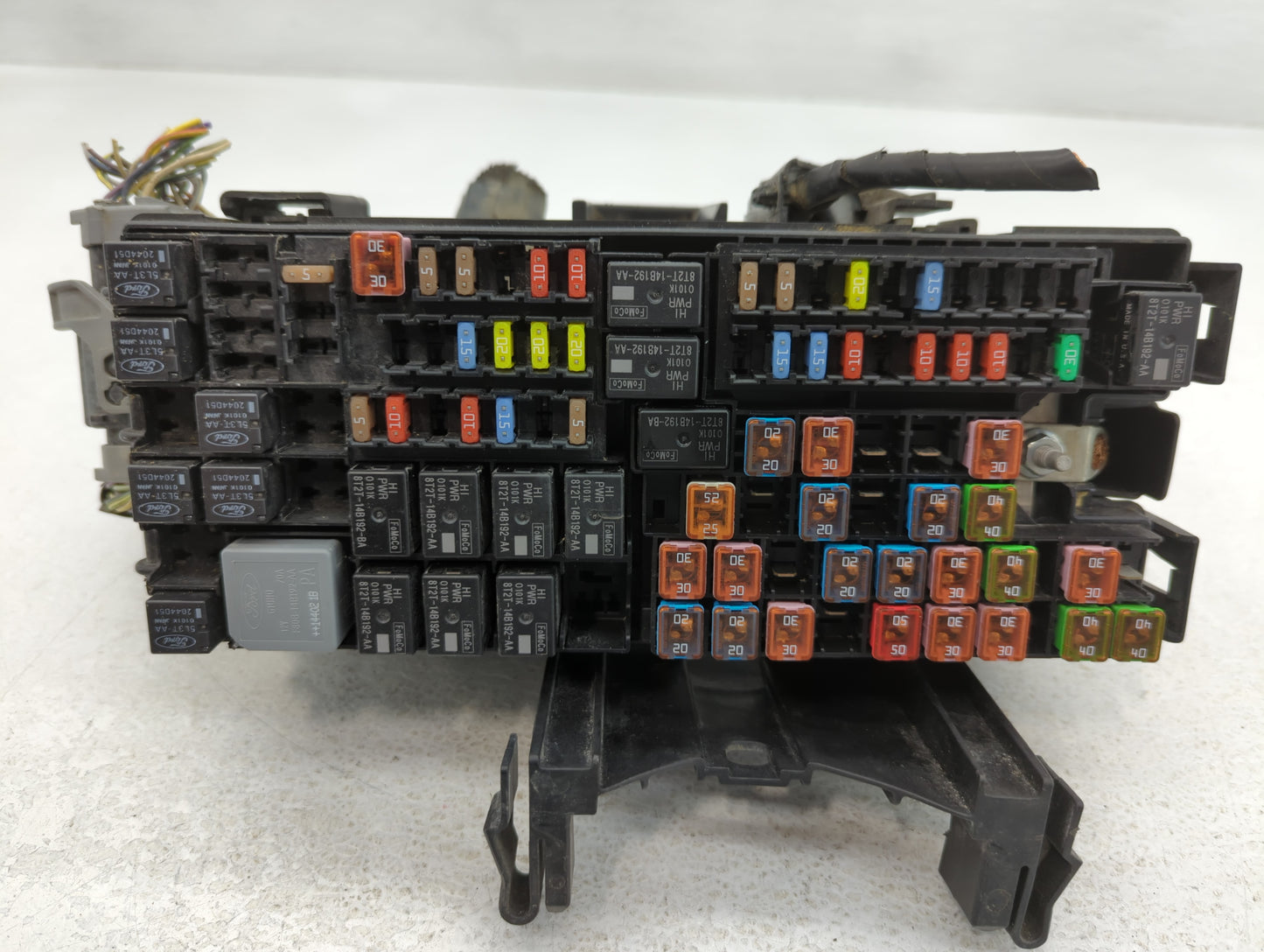 2013-2015 Ford Flex Fusebox Fuse Box Panel Relay Module P/N:DG1T-14A003-BA Fits Fits 2013 2014 2015 OEM Used Auto Parts - Oe