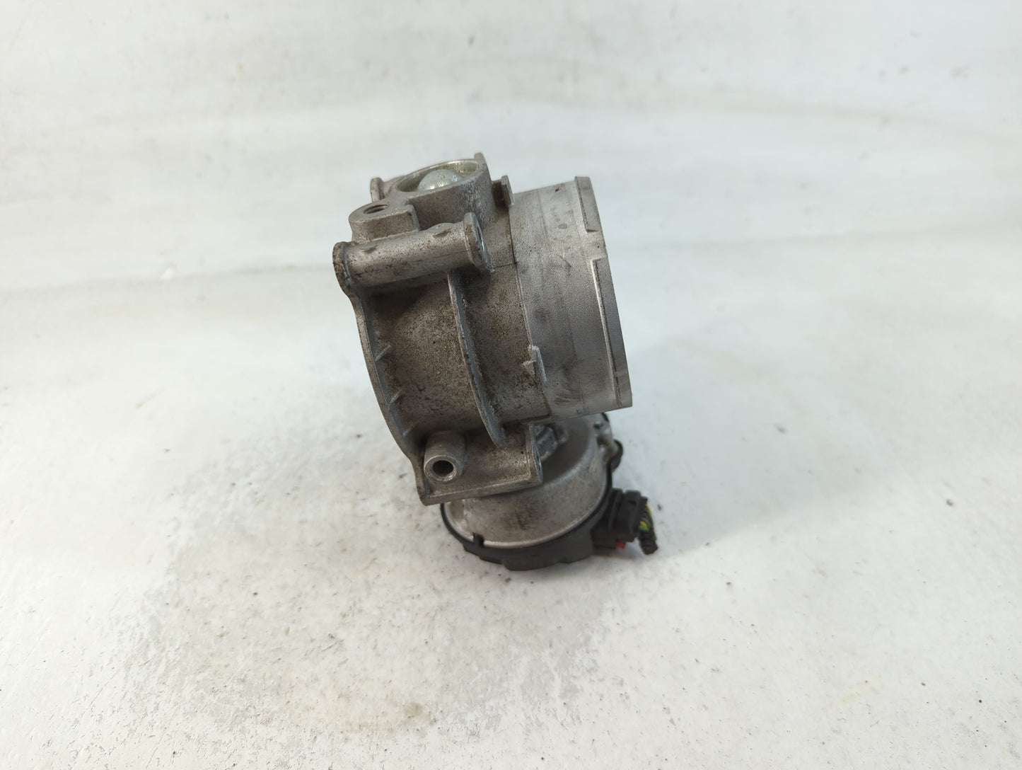 2013-2019 Ford Flex Throttle Body P/N:68M2189 AT4E-EH Fits Fits 2011 2012 2013 2014 2015 2016 2017 2018 2019 OEM Used Auto P