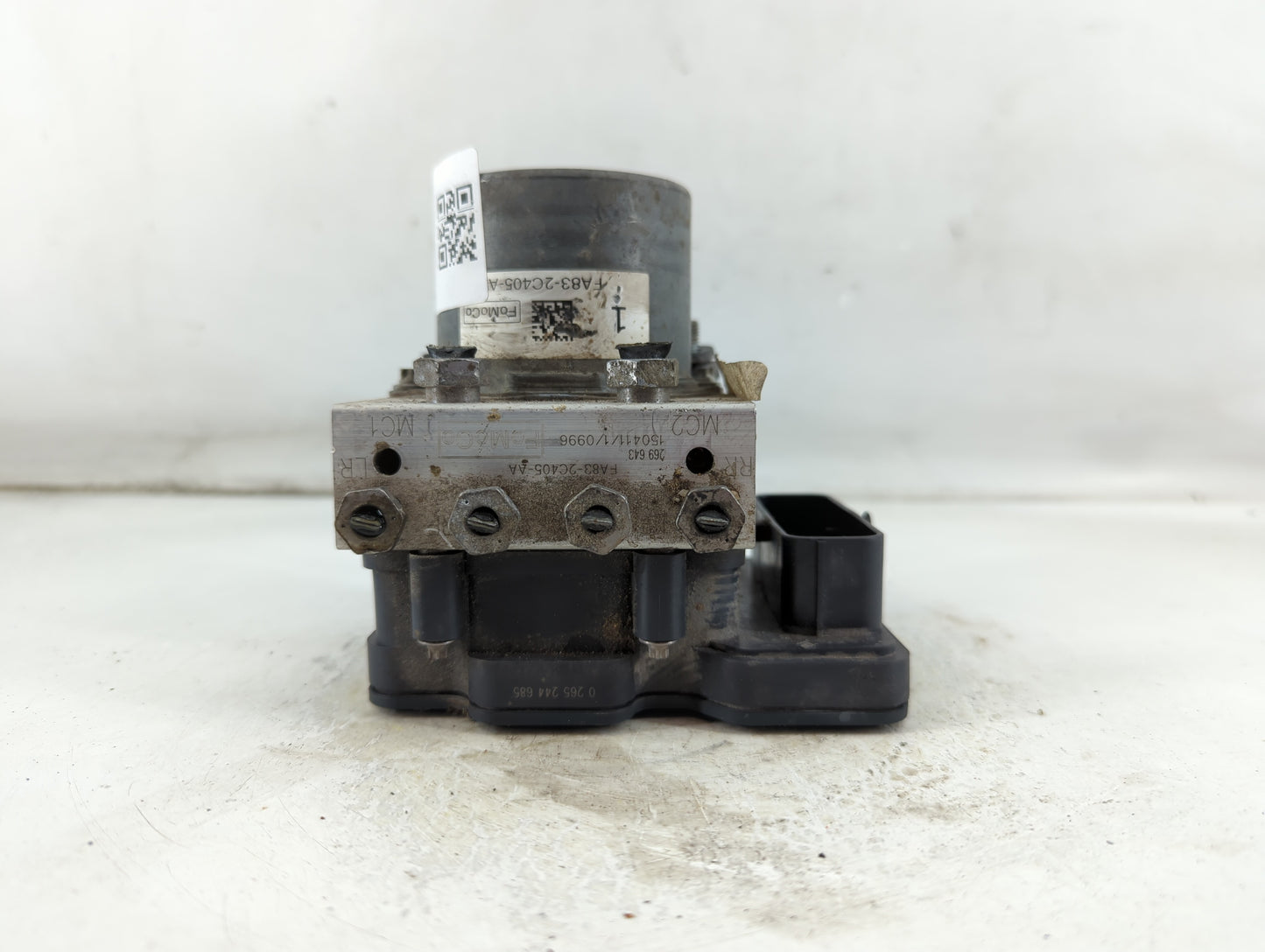 2014-2019 Ford Flex ABS Pump Control Module Replacement P/N:FA83-2C405-AA Fits Fits 2014 2015 2016 2017 2018 2019 OEM Used A
