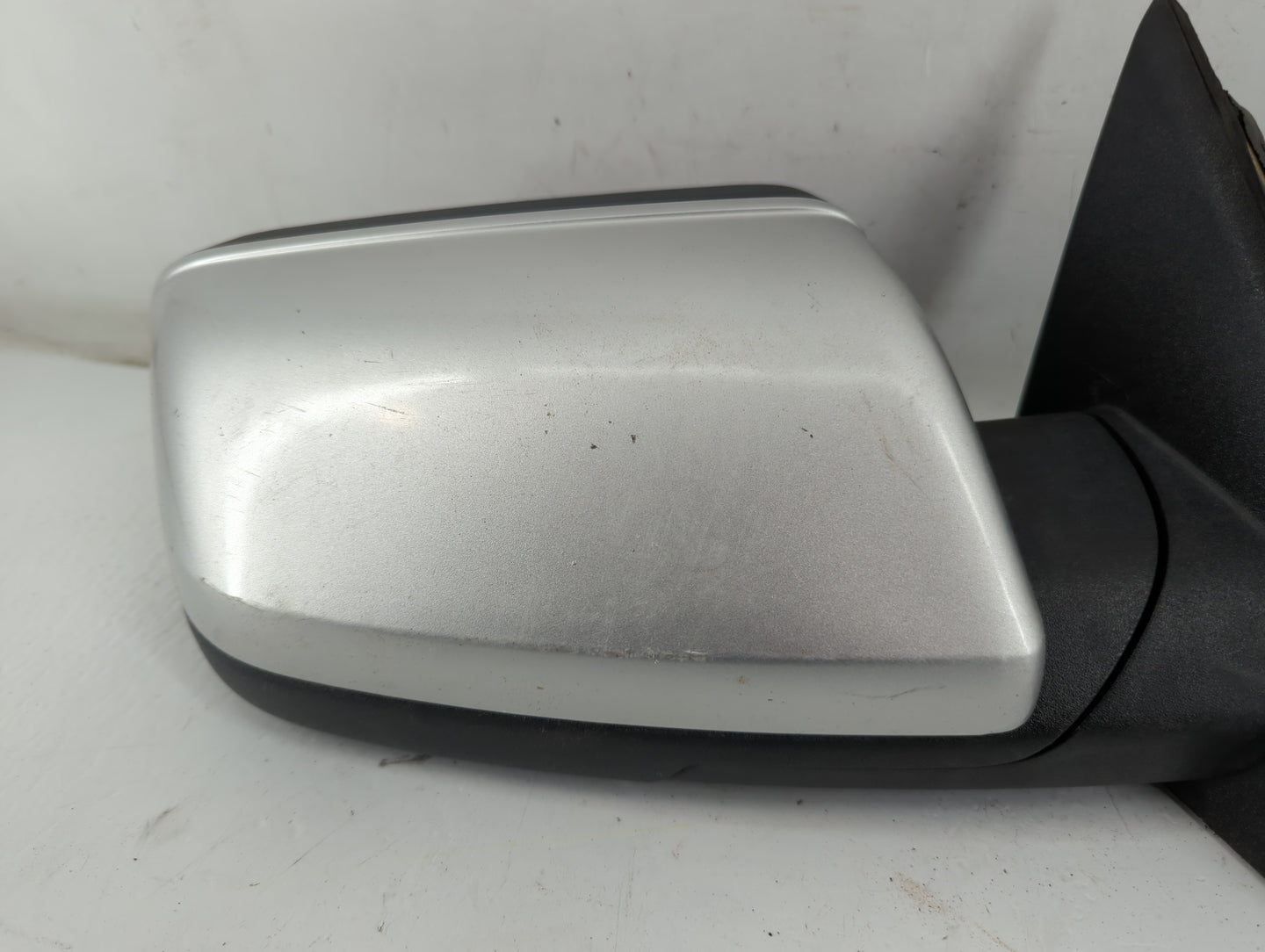 2013-2019 Ford Flex Passenger Side View Mirror - Right Door Mirror OEM Used - Oemusedautoparts1.com