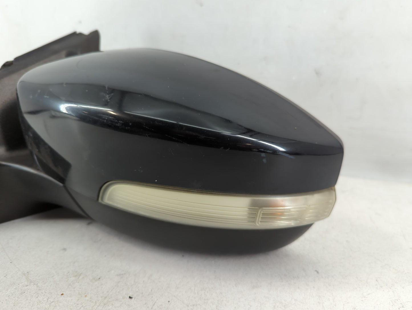 2015-2018 Ford Focus Driver Side View Mirror - Left Door Mirror OEM Used - Oemusedautoparts1.com