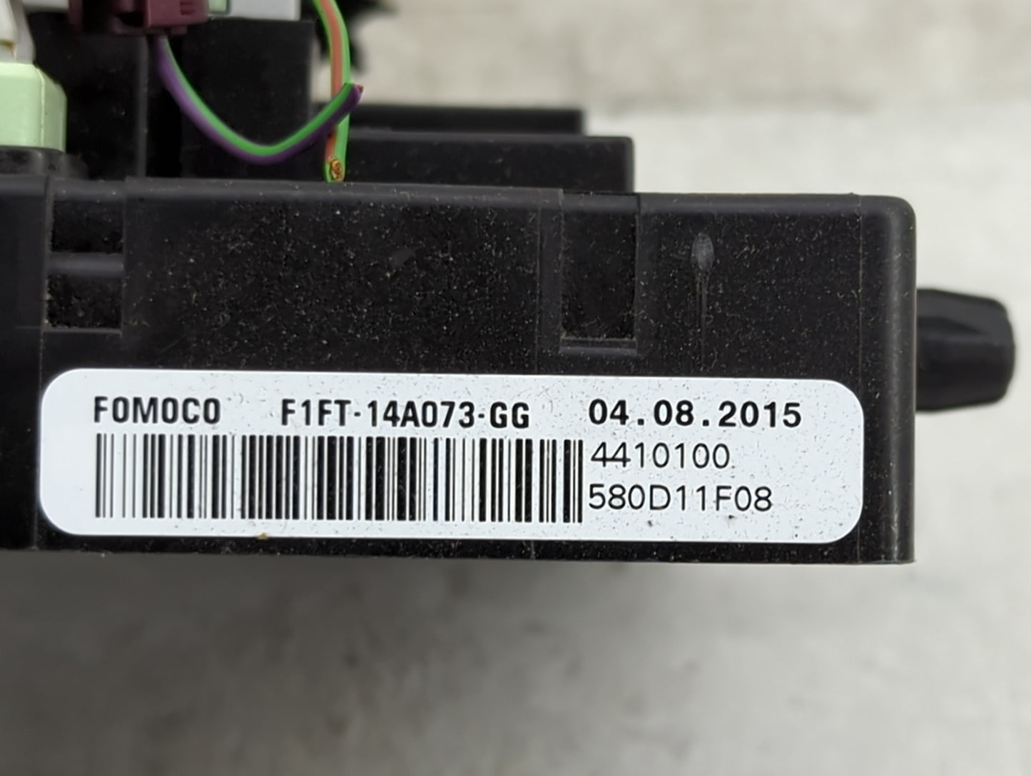 2015-2015 Ford Focus Body Control Module Bcm Inner Cabin Fuse Box - Oemusedautoparts1.com