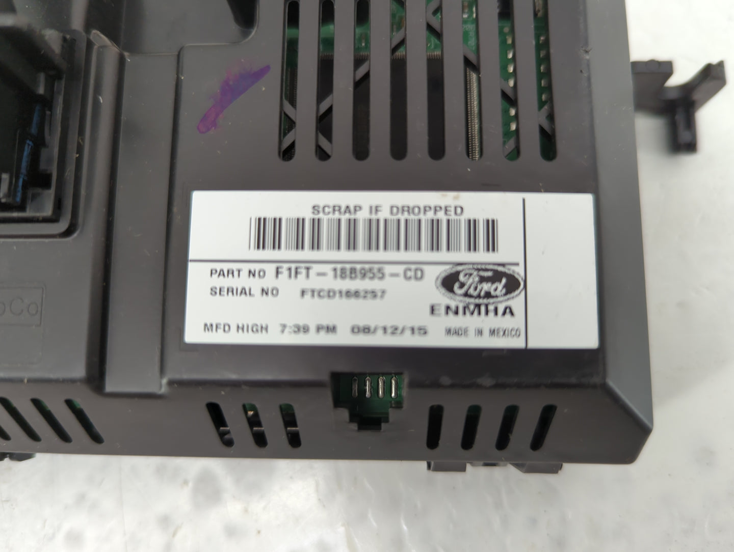 2015-2018 Ford Focus Information Display Screen - Oemusedautoparts1.com