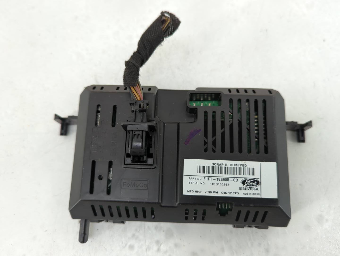 2015-2018 Ford Focus Information Display Screen - Oemusedautoparts1.com