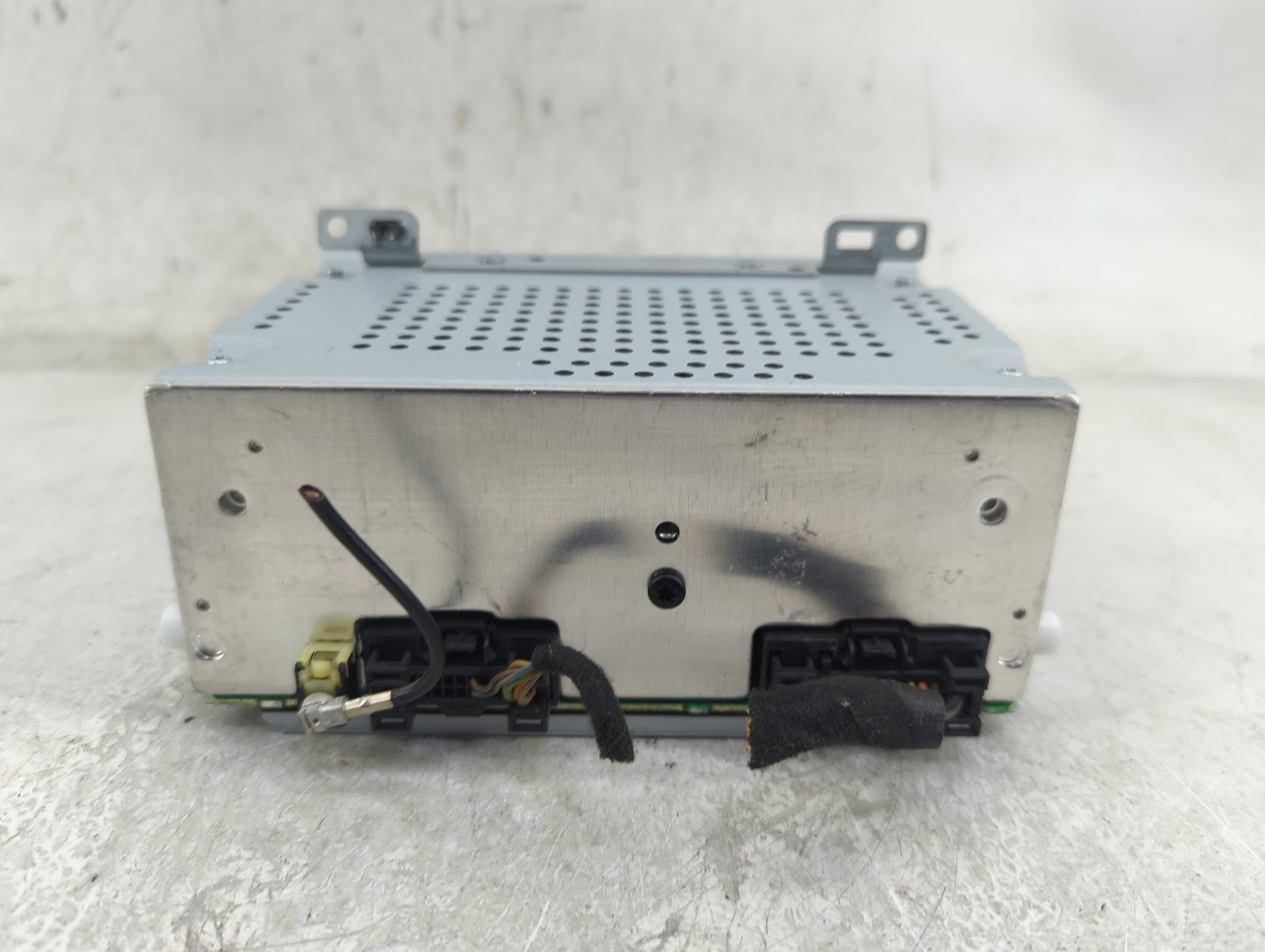 2015-2016 Ford Focus Radio AM FM Cd Player Receiver Replacement P/N:FM5T-19C107-HC Fits Fits 2015 2016 OEM Used Auto Parts -
