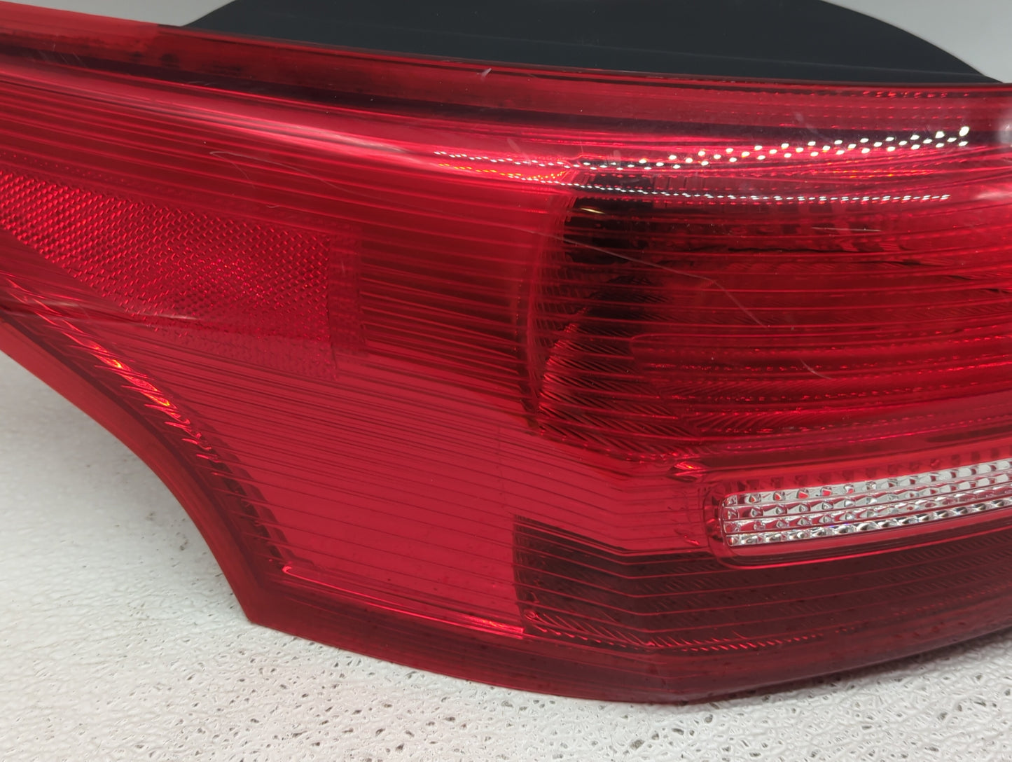 2015-2018 Ford Focus Tail Light Assembly Driver Left OEM P/N:F1EB-13405-FD Fits Fits 2015 2016 2017 2018 OEM Used Auto Parts