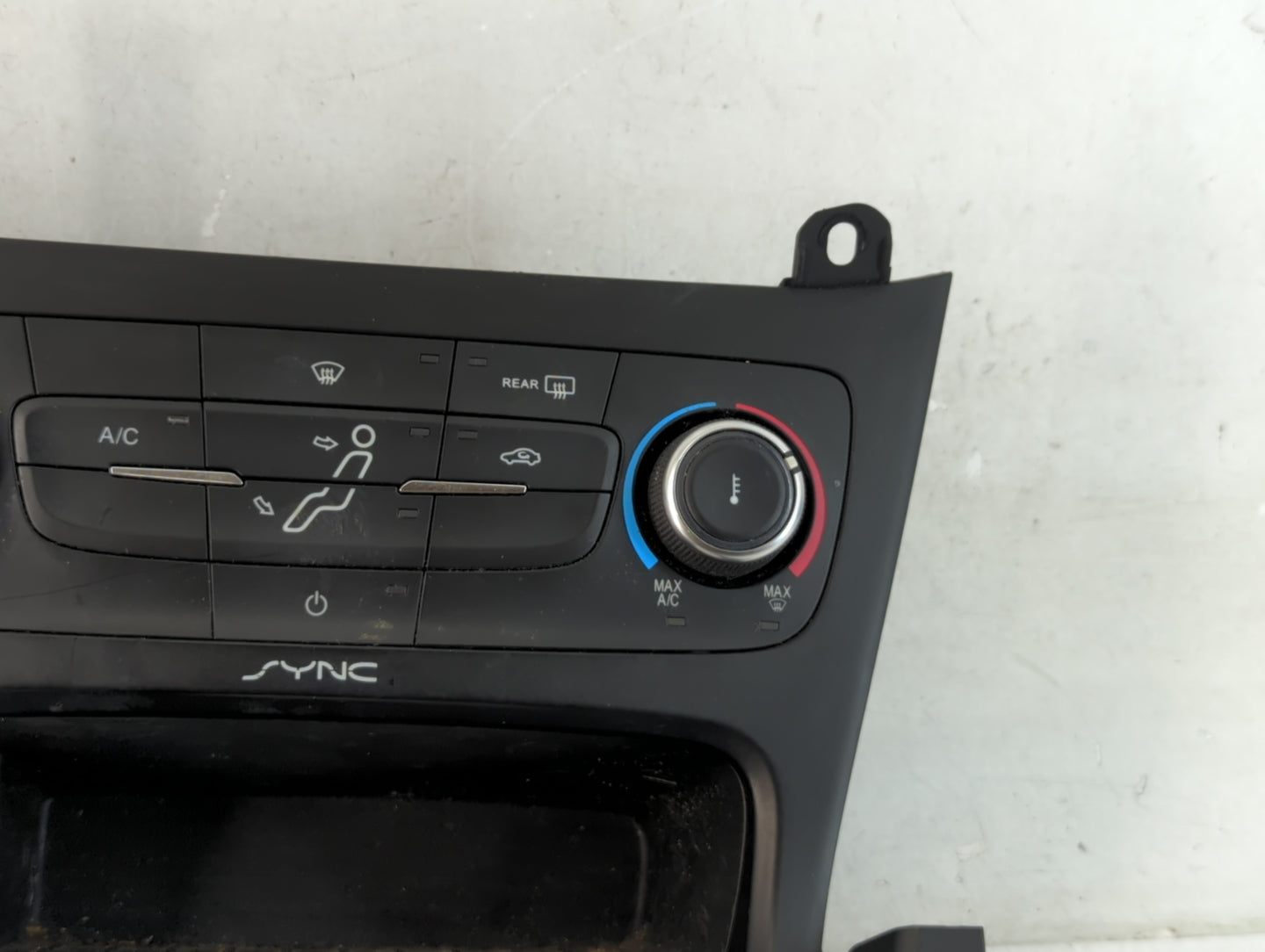 2015-2018 Ford Focus Climate Control Module Temperature AC/Heater Replacement P/N:F1ET-19980-JE Fits Fits 2015 2016 2017 201
