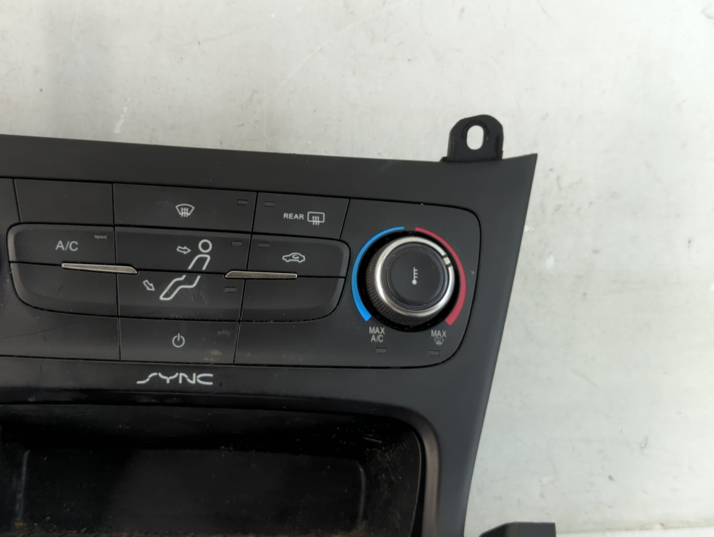 2015-2018 Ford Focus Climate Control Module Temperature AC/Heater Replacement P/N:F1ET-19980-JE Fits Fits 2015 2016 2017 201