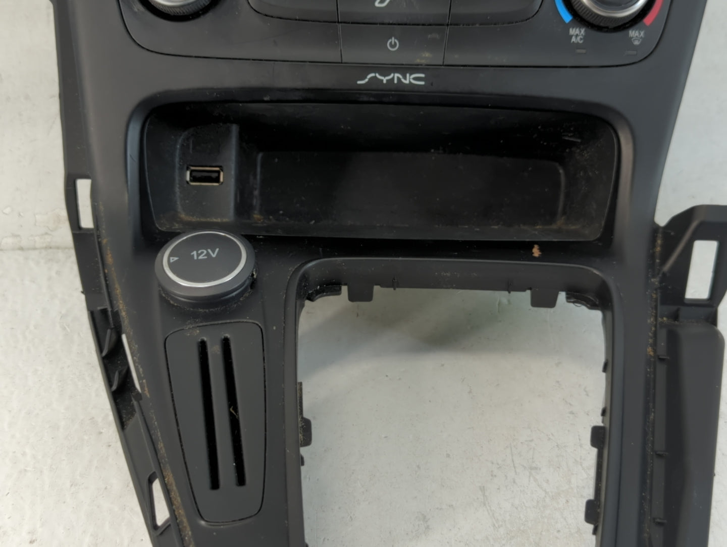 2015-2018 Ford Focus Climate Control Module Temperature AC/Heater Replacement P/N:F1ET-19980-JE Fits Fits 2015 2016 2017 201