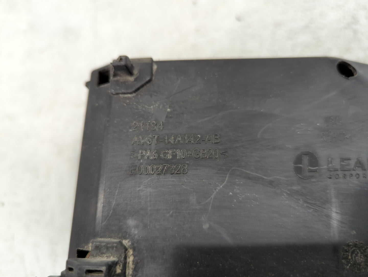 2015 Ford Focus Fusebox Fuse Box Panel Relay Module P/N:AV6T-14A142-AB Fits OEM Used Auto Parts - Oemusedautoparts1.com