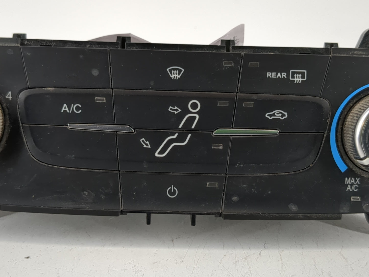 2015-2018 Ford Focus Climate Control Module Temperature AC/Heater Replacement P/N:F1ET-19980-JF Fits Fits 2015 2016 2017 201