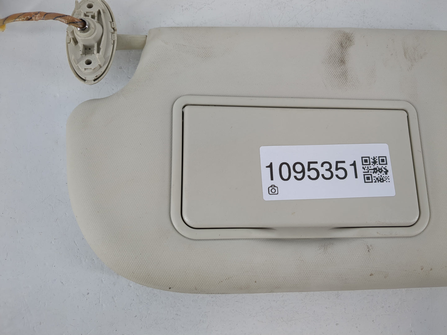 2013-2018 Ford Focus Sun Visor Shade Replacement Driver Left Mirror Fits Fits 2013 2014 2015 2016 2017 2018 OEM Used Auto Pa
