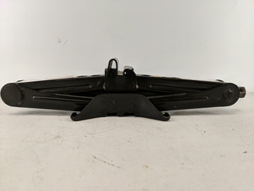 2015 Ford Focus Spare Scissor Car Jack - Oemusedautoparts1.com