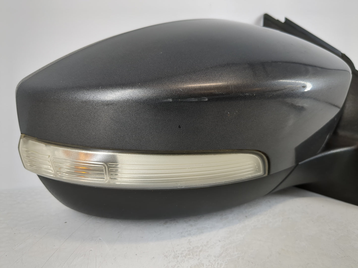 2015-2018 Ford Focus Passenger Side View Mirror - Right Door Mirror OEM Used - Oemusedautoparts1.com