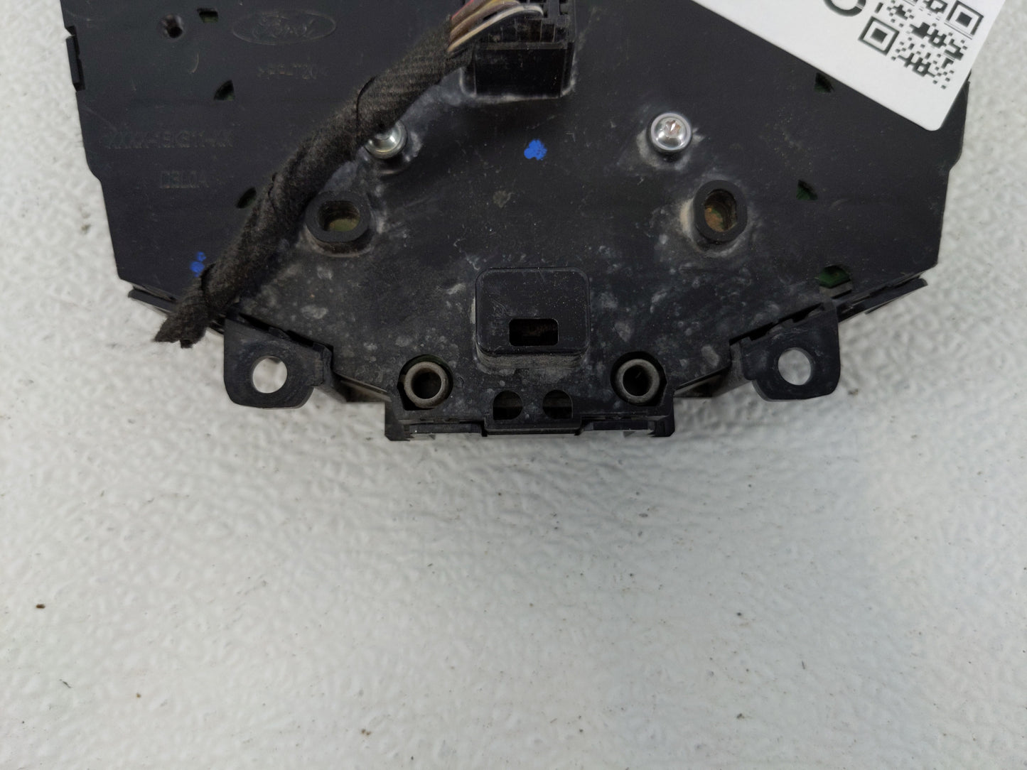 2015 Ford Focus Radio AM FM Cd Player Receiver Replacement P/N:F1ET 18K811 LD Fits OEM Used Auto Parts - Oemusedautoparts1.c