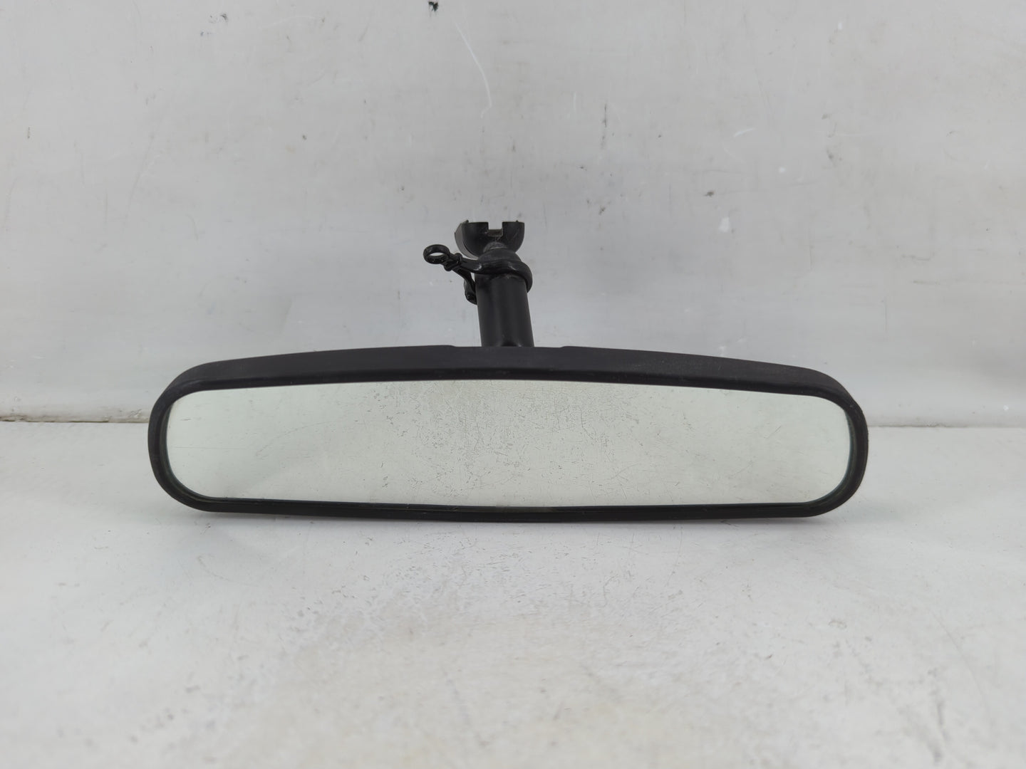2012-2018 Ford Focus Interior Rear View Mirror Replacement OEM P/N:E8011681 Fits Fits 2012 2013 2014 2015 2016 2017 2018 OEM
