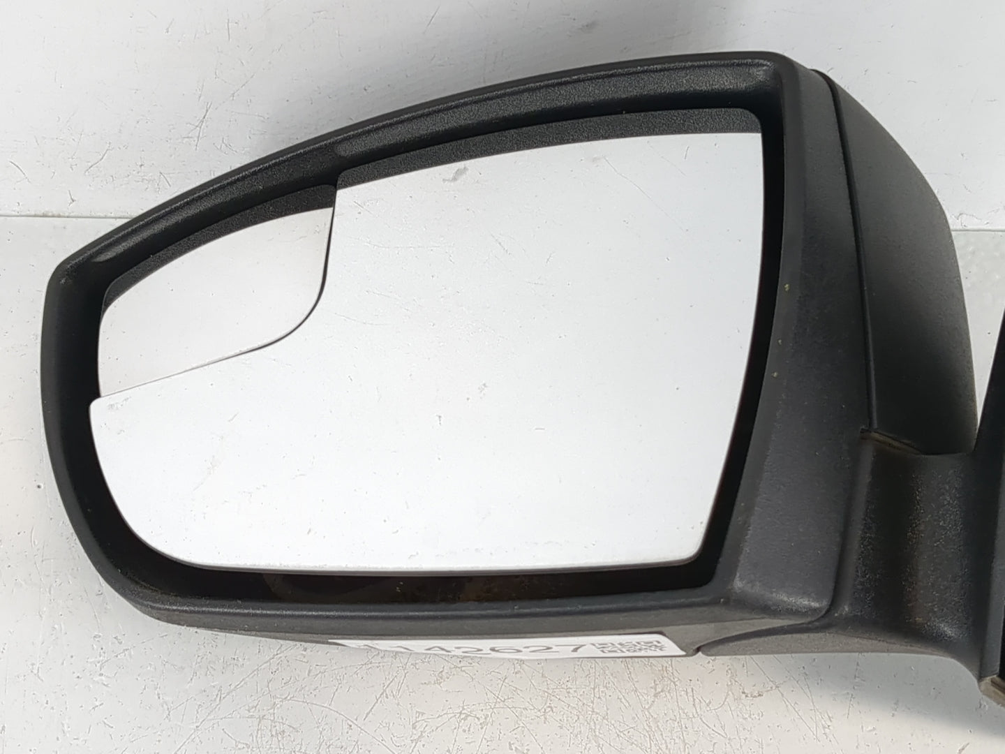 2015-2018 Ford Focus Driver Side View Mirror - Left Door Mirror OEM Used - Oemusedautoparts1.com