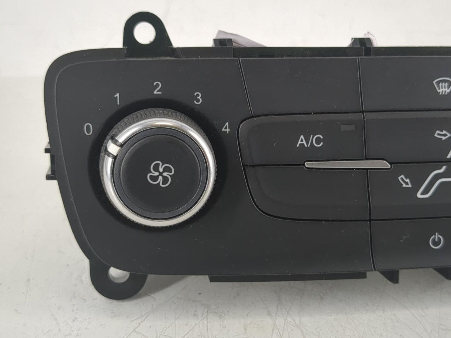 2015-2018 Ford Focus Climate Control Module Temperature AC/Heater Replacement P/N:F1ET-19980-JE Fits Fits 2015 2016 2017 201