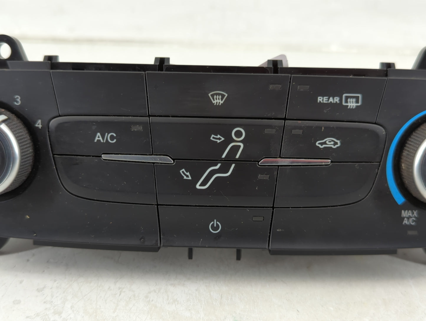 2015-2018 Ford Focus Climate Control Module Temperature AC/Heater Replacement P/N:F1ET-19980-JF Fits Fits 2015 2016 2017 201