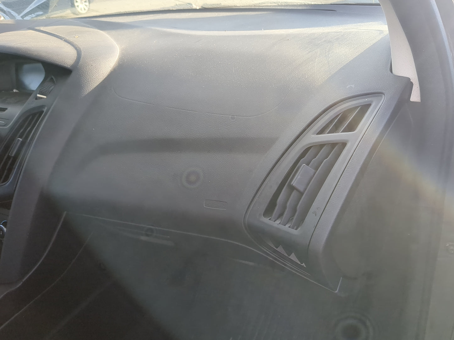 2015-2018 Ford Focus Air Bag Passenger Right Dashboard OEM Fits Fits 2015 2016 2017 2018 OEM Used Auto Parts - Oemusedautopa