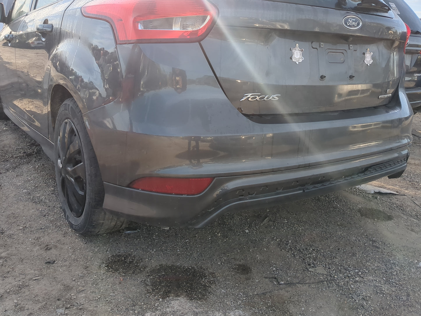 2015-2018 Ford Focus Rear Bumper Assembly Oem 1184728 - Oemusedautoparts1.com