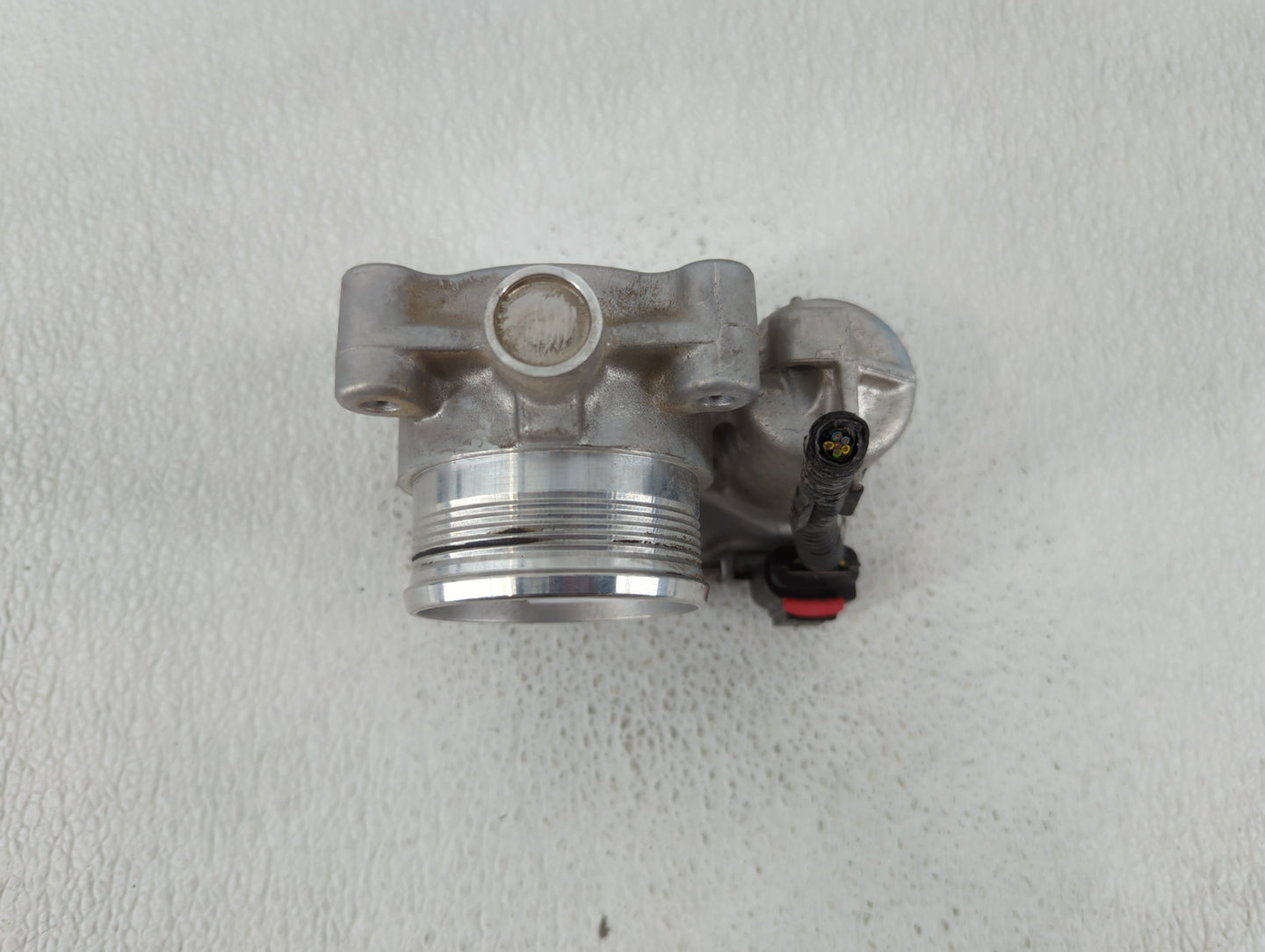 2014-2018 Ford Focus Throttle Body P/N:DS7E-9F991-BB Fits Fits 2014 2015 2016 2017 2018 2019 2020 2021 2022 OEM Used Auto Pa