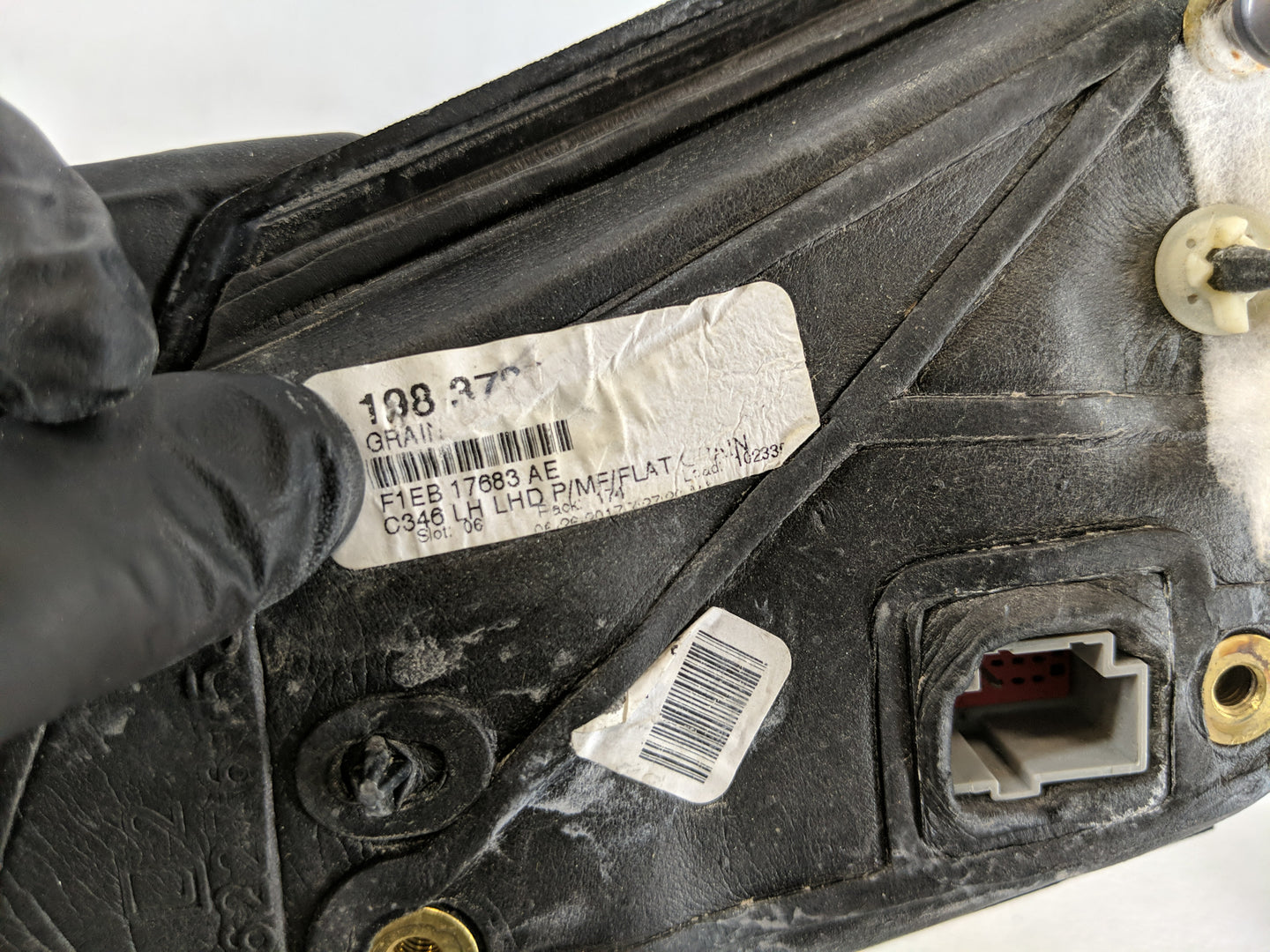 2015-2018 Ford Focus Driver Side View Mirror - Left Door Mirror OEM Used - Oemusedautoparts1.com