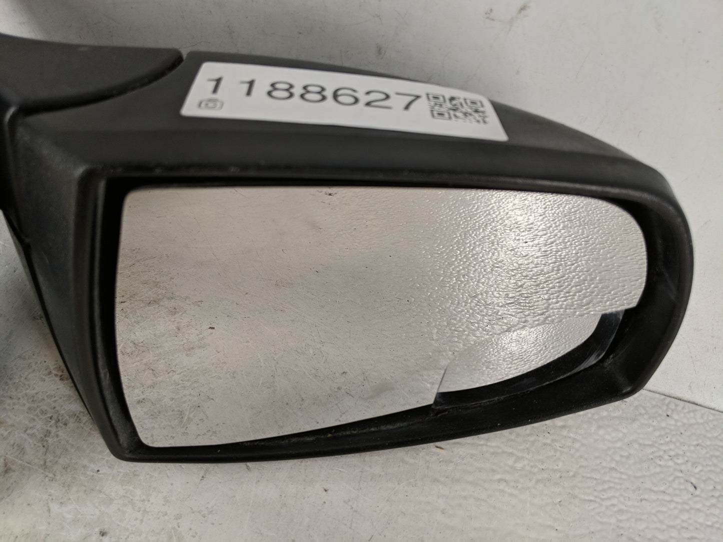 2015-2018 Ford Focus Driver Side View Mirror - Left Door Mirror OEM Used - Oemusedautoparts1.com