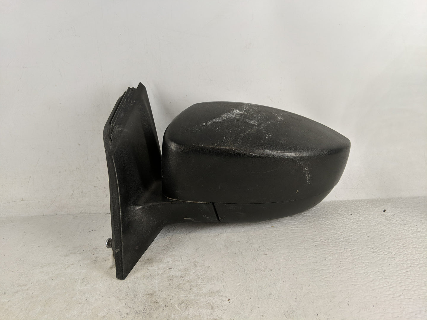 2015-2018 Ford Focus Driver Side View Mirror - Left Door Mirror OEM Used - Oemusedautoparts1.com