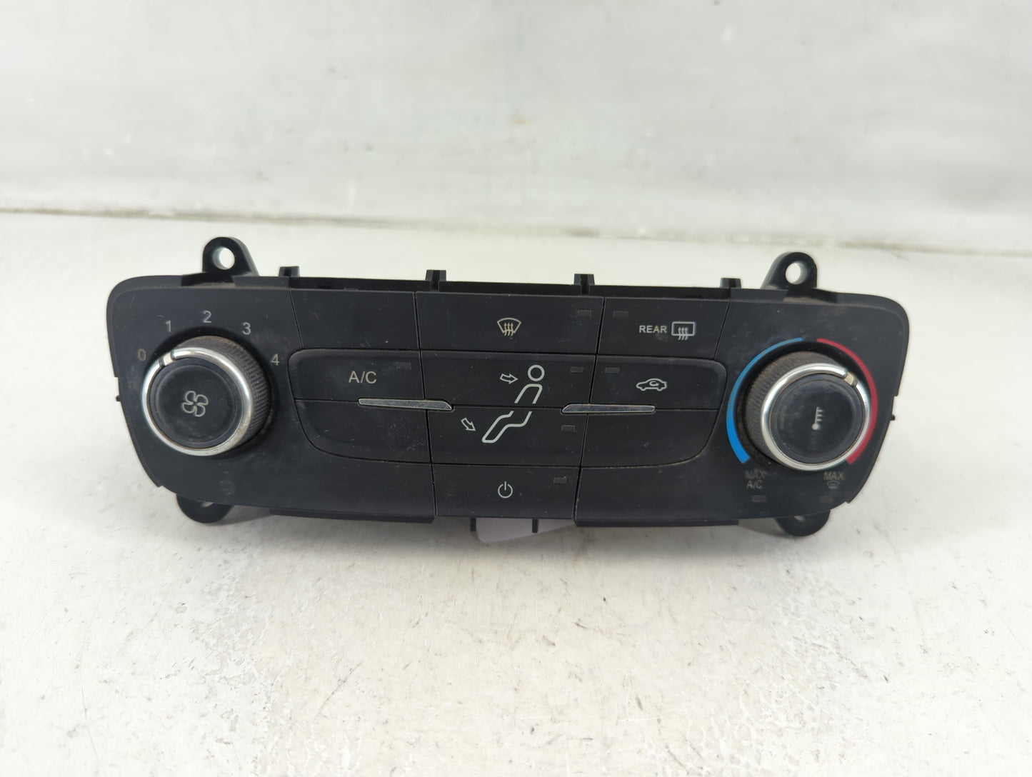 2015-2018 Ford Focus Climate Control Module Temperature AC/Heater Replacement P/N:F1ET-19980-JE Fits Fits 2015 2016 2017 201