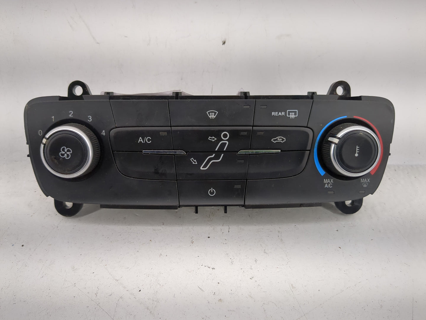 2015-2018 Ford Focus Climate Control Module Temperature AC/Heater Replacement P/N:F1ET-19980-JF Fits Fits 2015 2016 2017 201