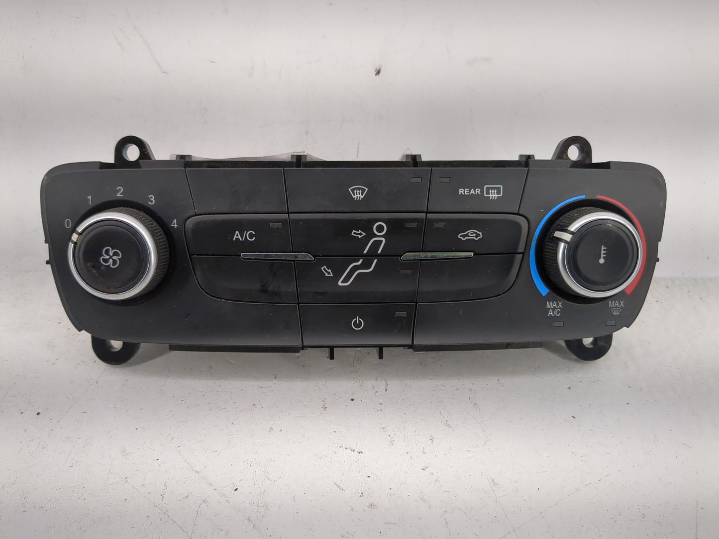 2015-2018 Ford Focus Climate Control Module Temperature AC/Heater Replacement P/N:F1ET-19980-JF Fits Fits 2015 2016 2017 201