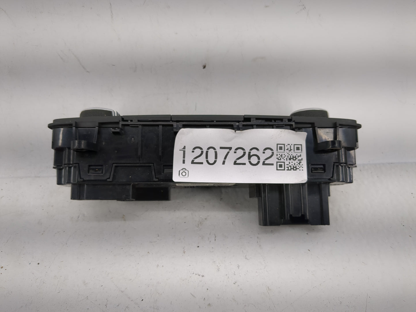2015-2018 Ford Focus Climate Control Module Temperature AC/Heater Replacement P/N:F1ET-19980-JF Fits Fits 2015 2016 2017 201