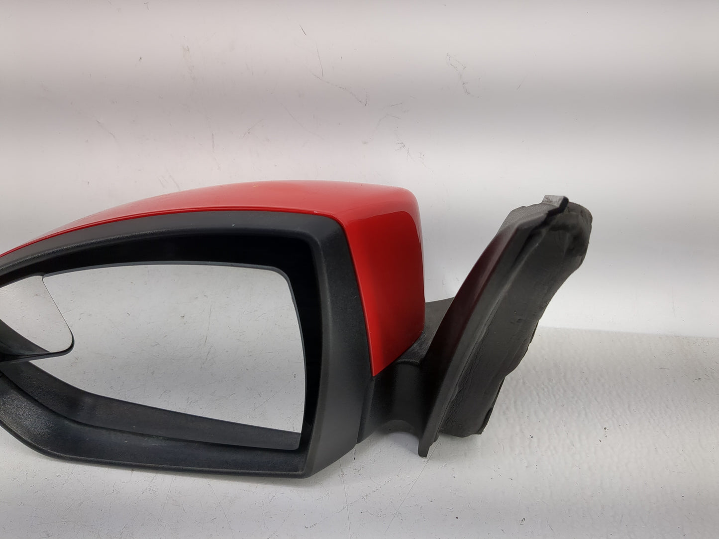 2015-2018 Ford Focus Driver Side View Mirror - Left Door Mirror OEM Used - Oemusedautoparts1.com
