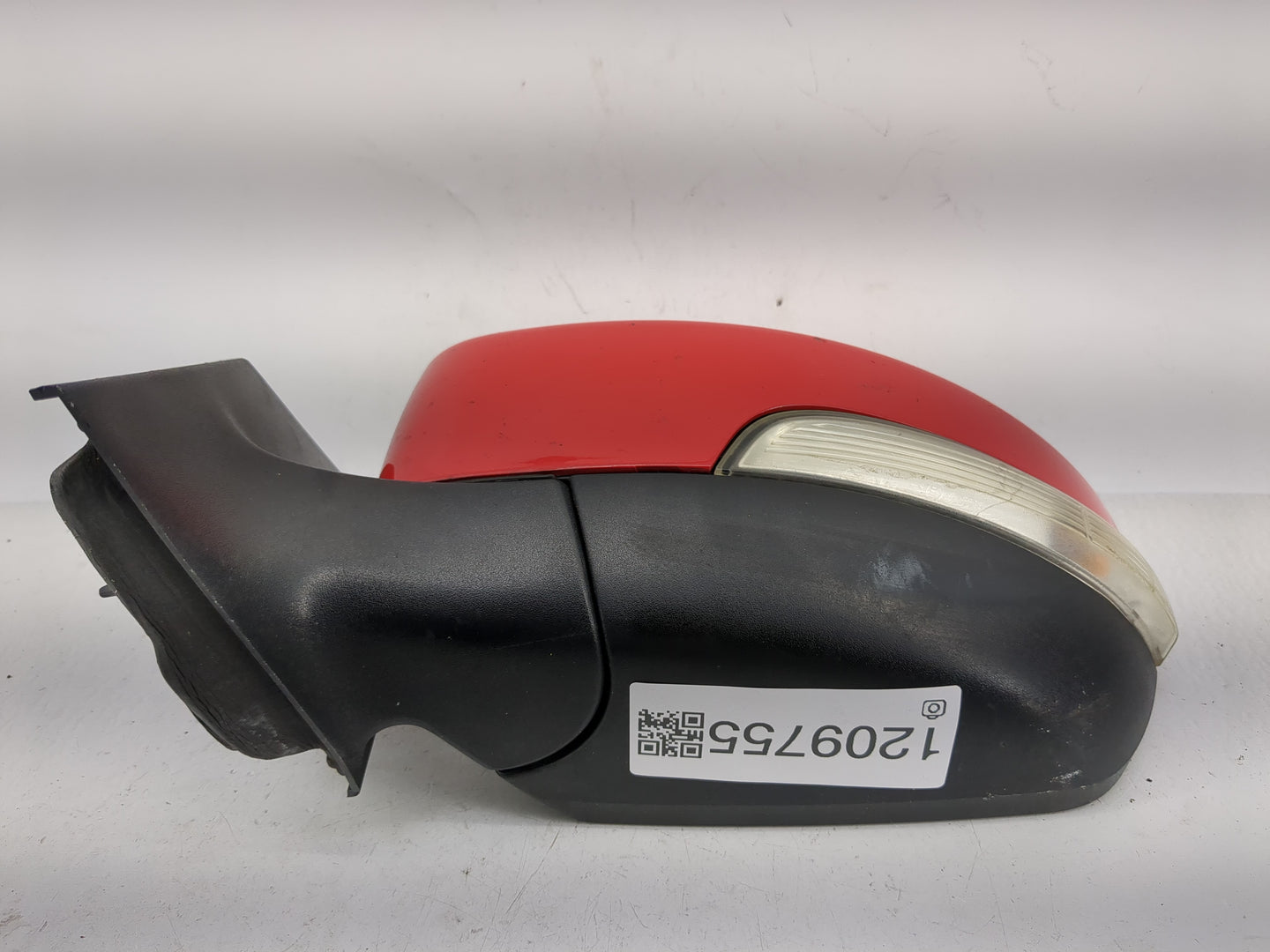 2015-2018 Ford Focus Driver Side View Mirror - Left Door Mirror OEM Used - Oemusedautoparts1.com
