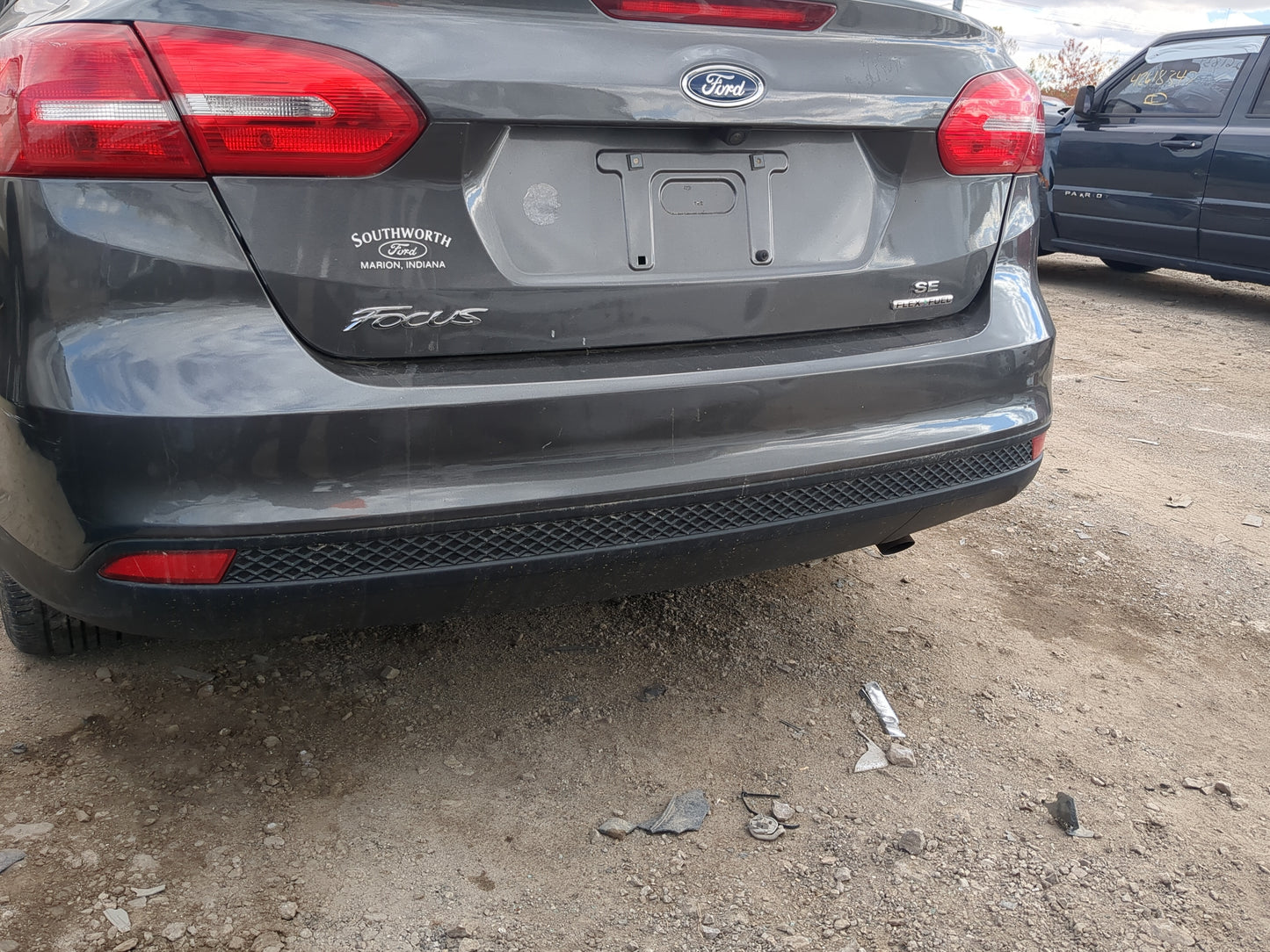 2015-2018 Ford Focus Rear Bumper Assembly Oem - Oemusedautoparts1.com