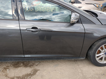 compare product 2015-2018 Ford Focus Passenger Front Door Oem 1217814
