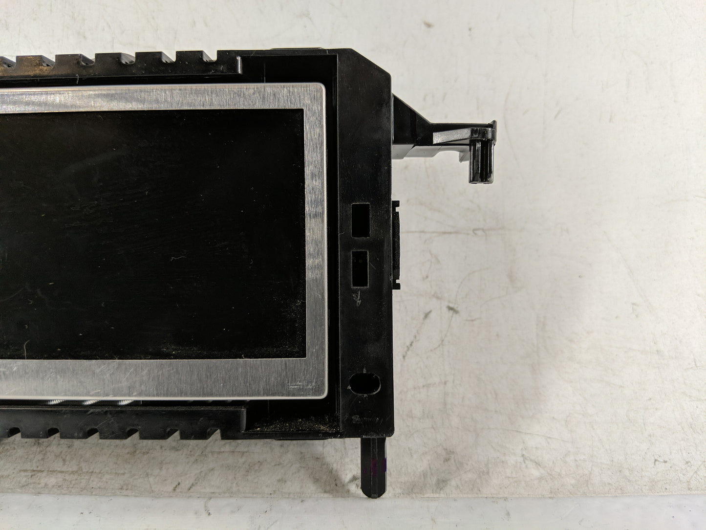 2015-2018 Ford Focus Information Display Screen - Oemusedautoparts1.com