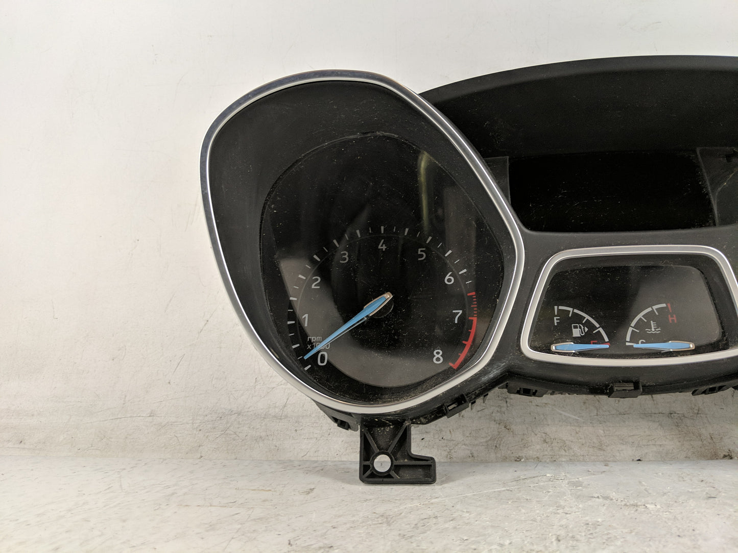 2015 Ford Focus Instrument Cluster Speedometer Gauges P/N:F1ET-10849-CTG Fits OEM Used Auto Parts - Oemusedautoparts1.com