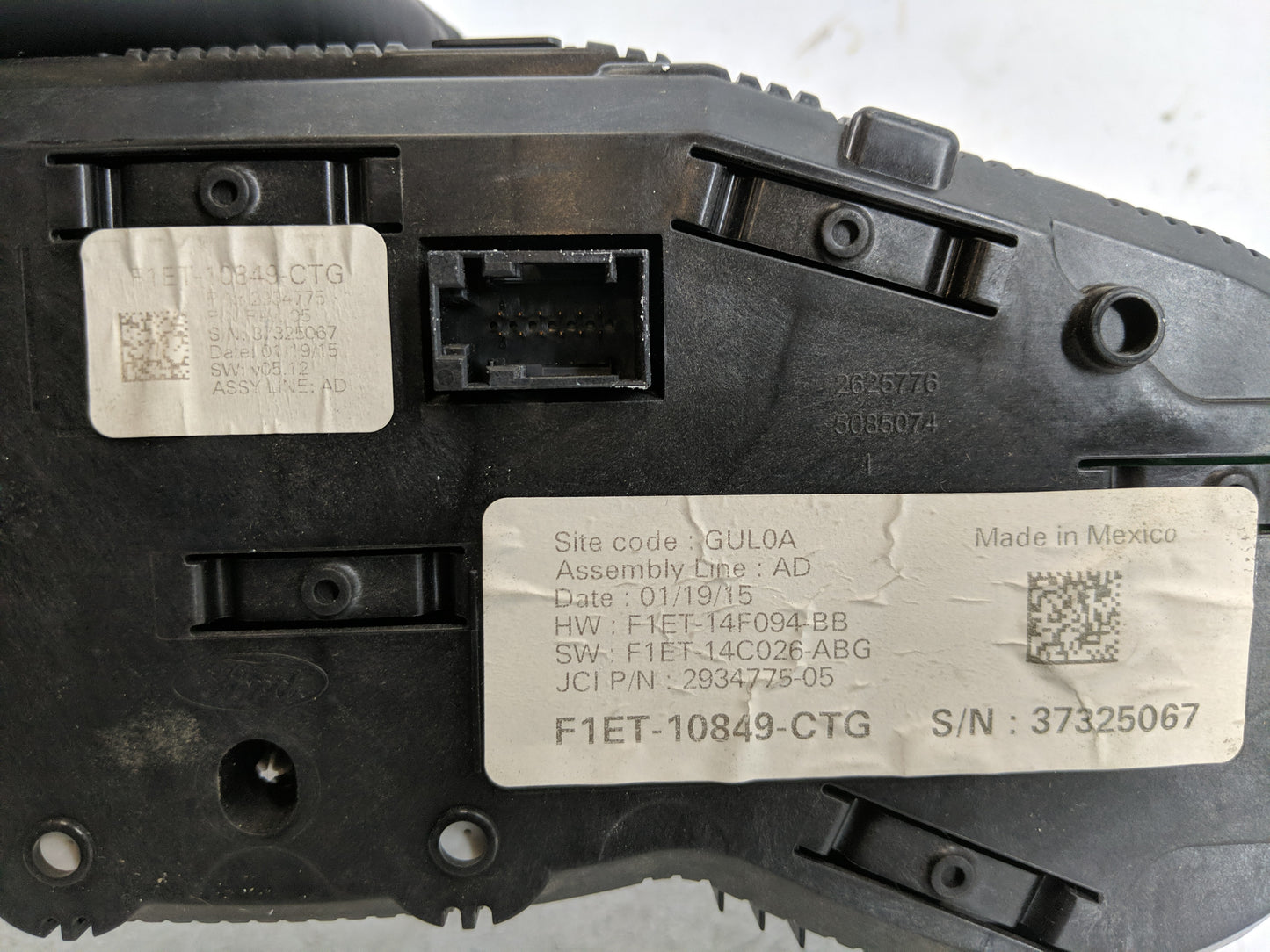 2015 Ford Focus Instrument Cluster Speedometer Gauges P/N:F1ET-10849-CTG Fits OEM Used Auto Parts - Oemusedautoparts1.com