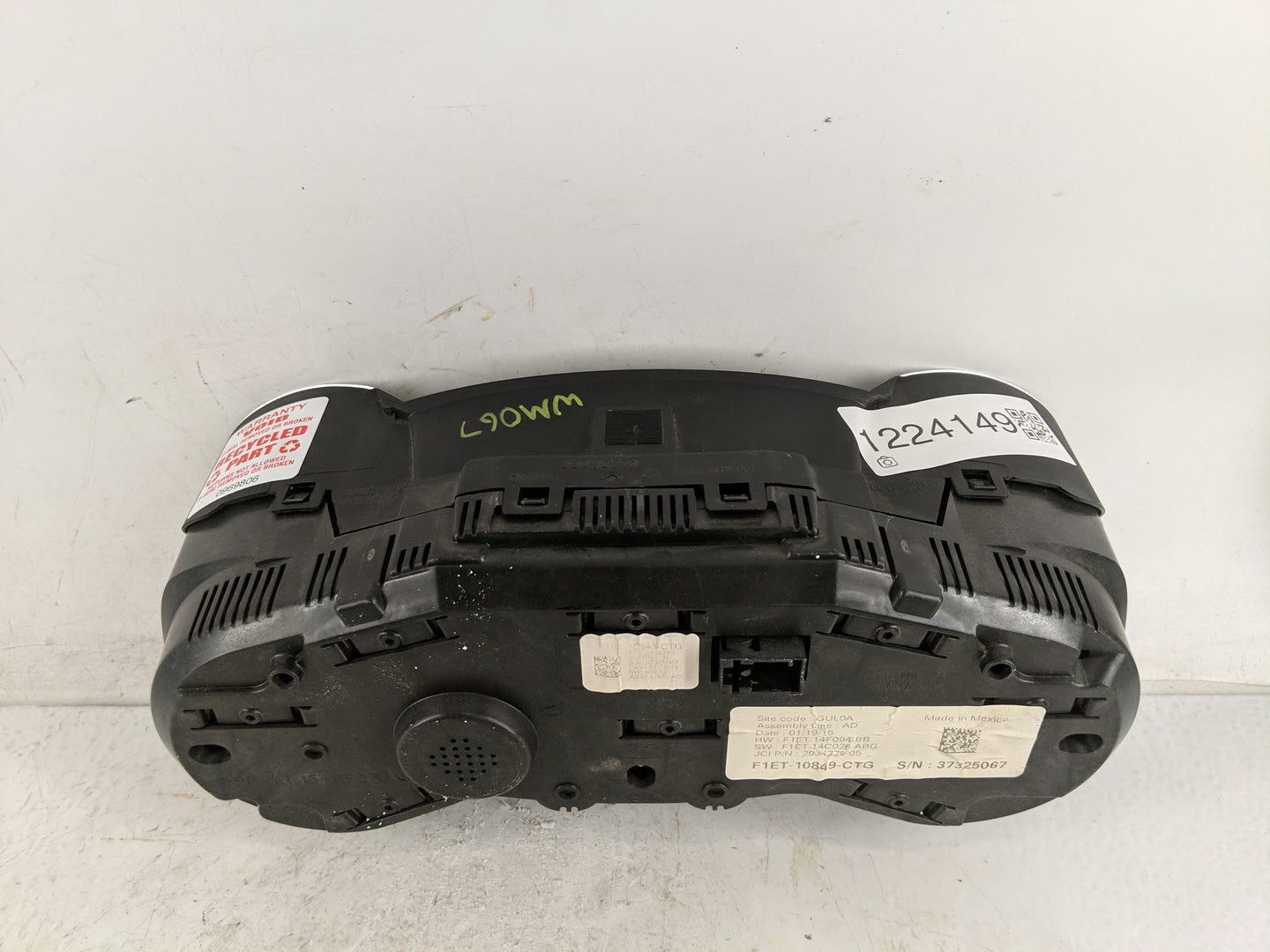 2015 Ford Focus Instrument Cluster Speedometer Gauges P/N:F1ET-10849-CTG Fits OEM Used Auto Parts - Oemusedautoparts1.com
