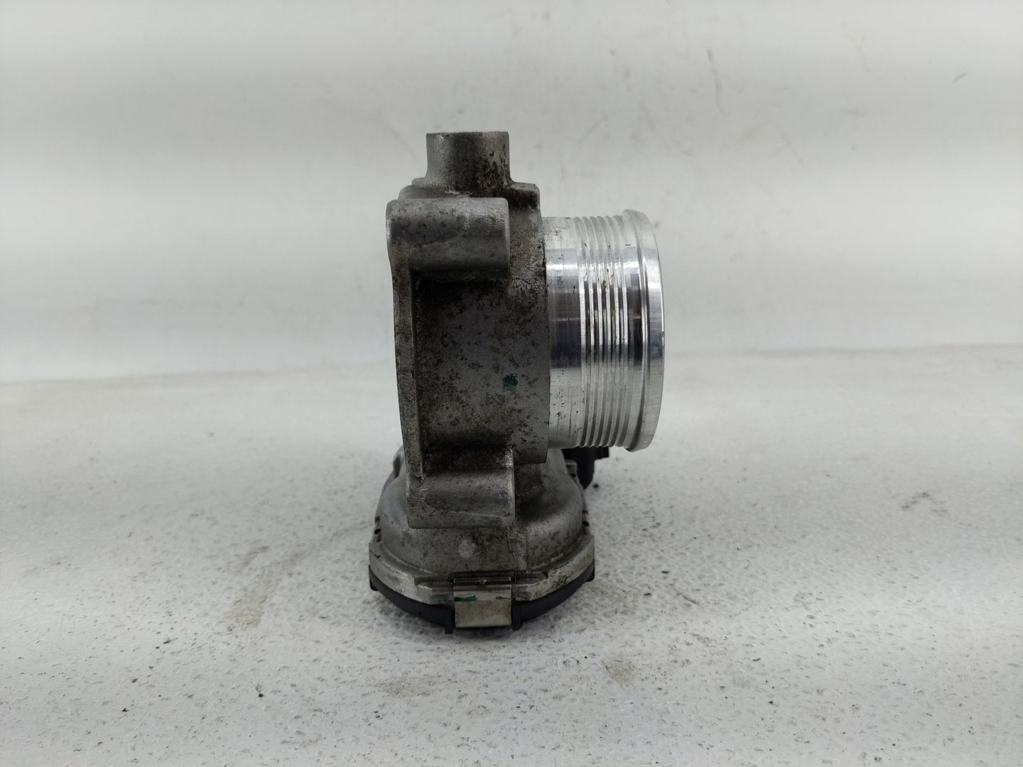 2014-2018 Ford Focus Throttle Body P/N:DS7E-9F991-BB 280 750 576 Fits Fits 2014 2015 2016 2017 2018 2019 2020 2021 2022 OEM 