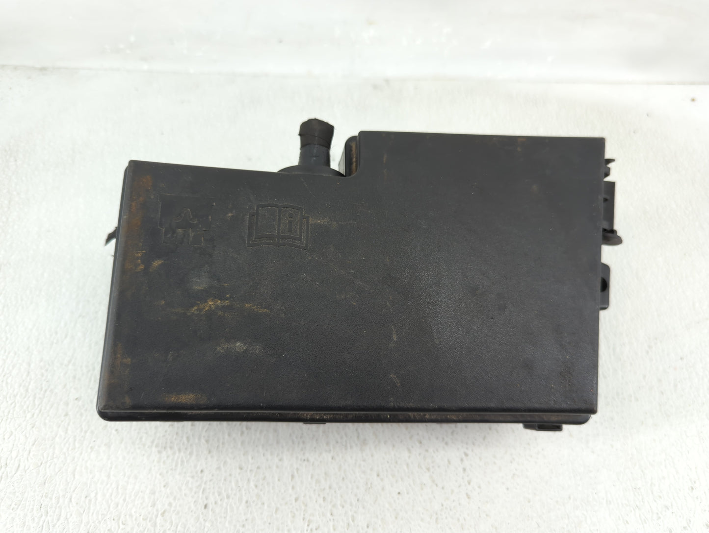 2015 Ford Focus Fusebox Fuse Box Panel Relay Module P/N:AV6T-14A142-AB Fits OEM Used Auto Parts - Oemusedautoparts1.com