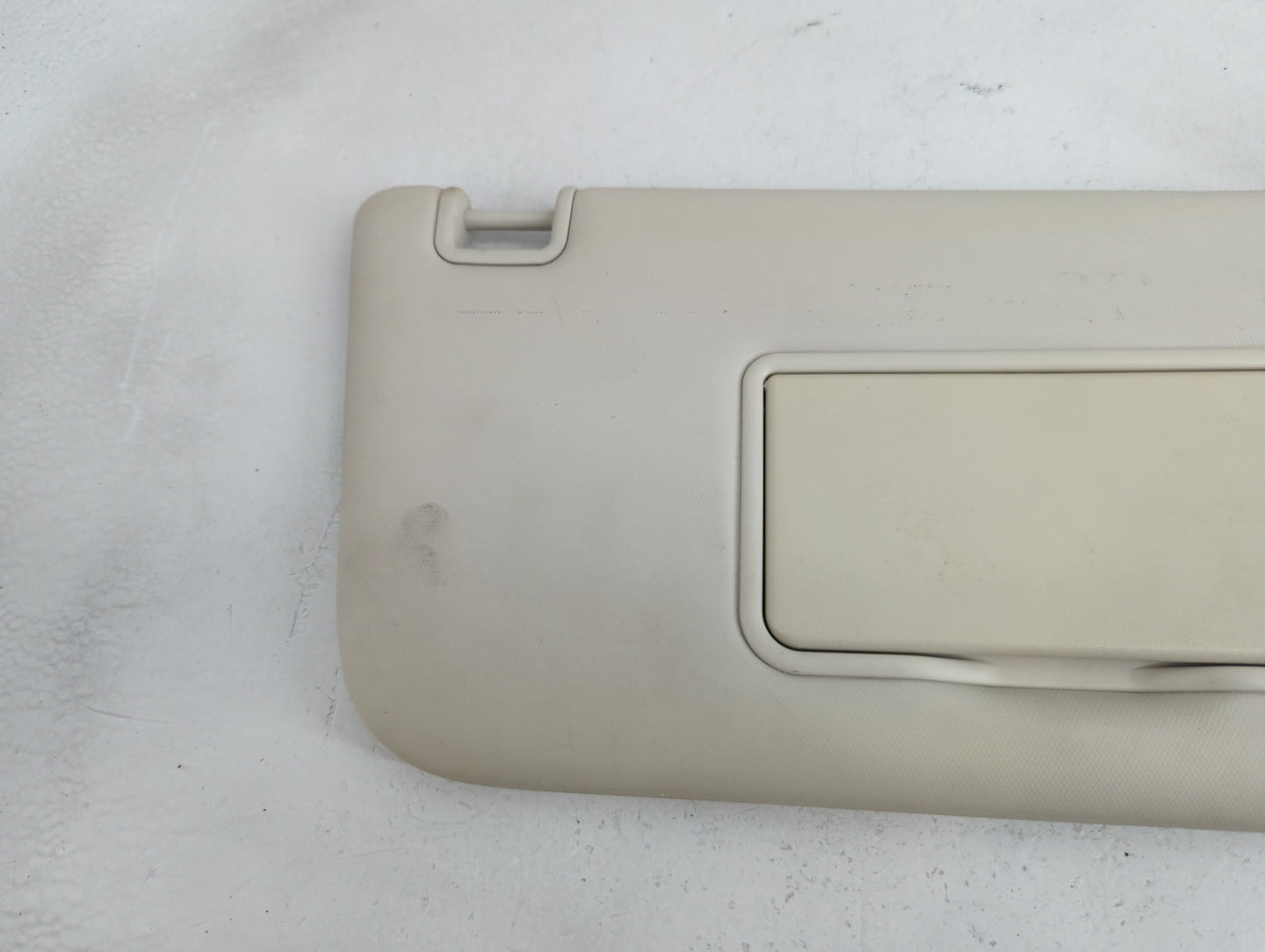 2013-2018 Ford Focus Sun Visor Shade Replacement Passenger Right Mirror Fits Fits 2013 2014 2015 2016 2017 2018 OEM Used Aut