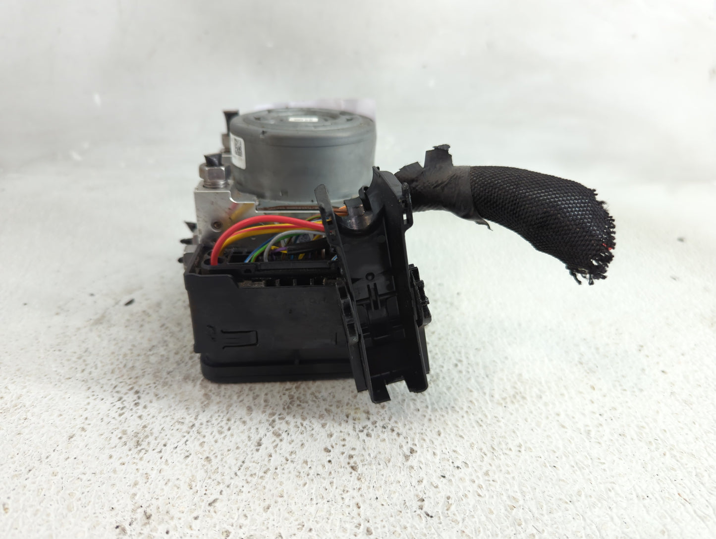 2015 Ford Focus ABS Pump Control Module Replacement P/N:F1FC-2C405-CA Fits OEM Used Auto Parts - Oemusedautoparts1.com