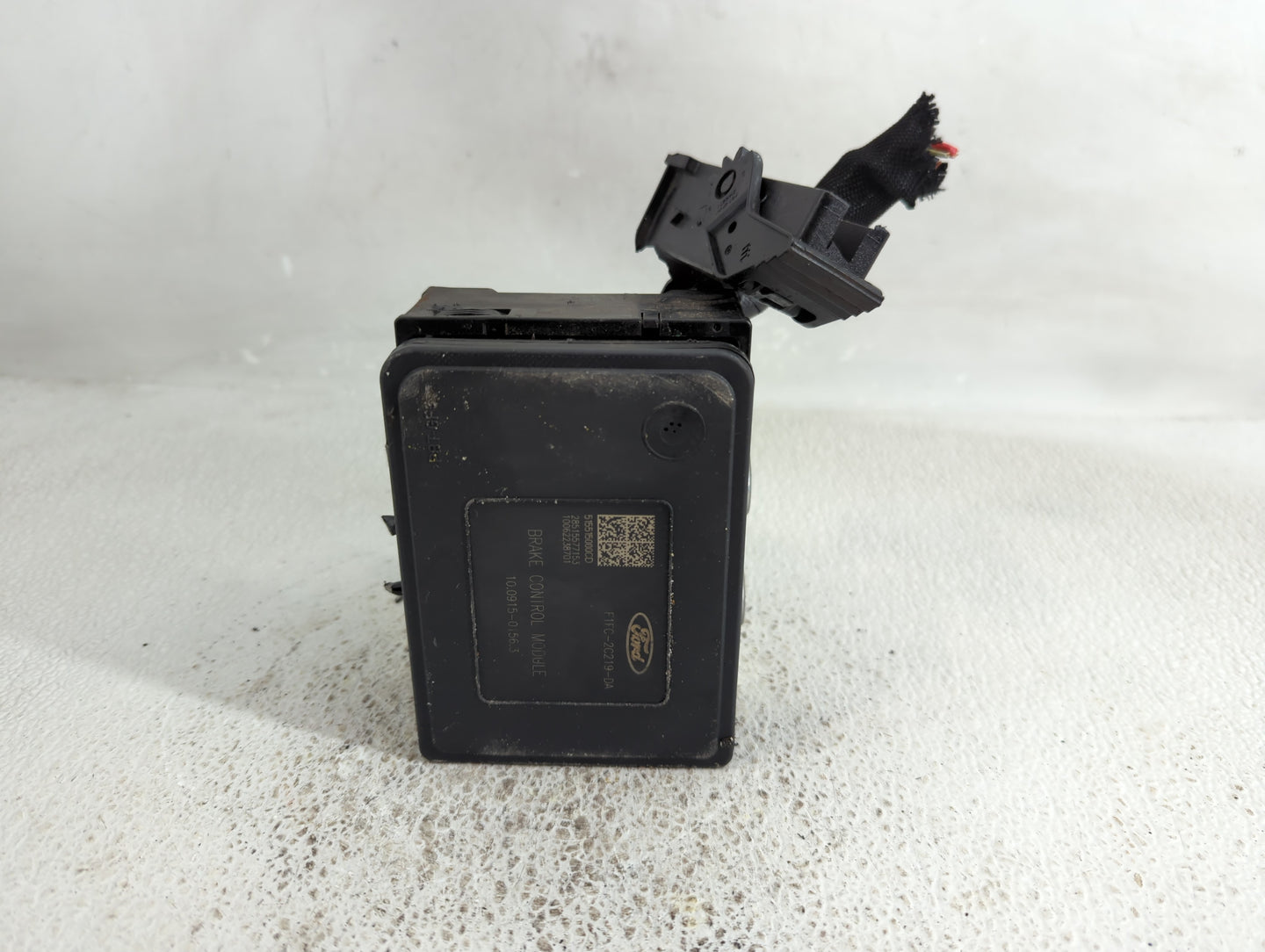 2015 Ford Focus ABS Pump Control Module Replacement P/N:F1FC-2C405-CA Fits OEM Used Auto Parts - Oemusedautoparts1.com